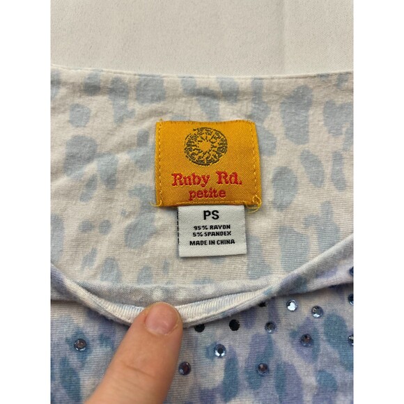 Ruby Rd. Tunic Top Womens Size PS Blue Leopard Print Embellished Sharkbite Hem - Picture 2 of 4